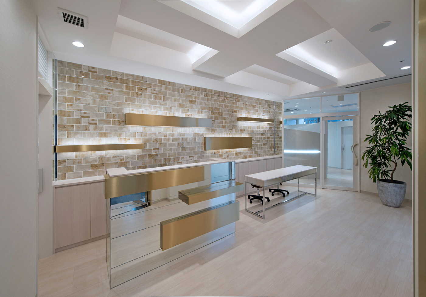 Salon EF