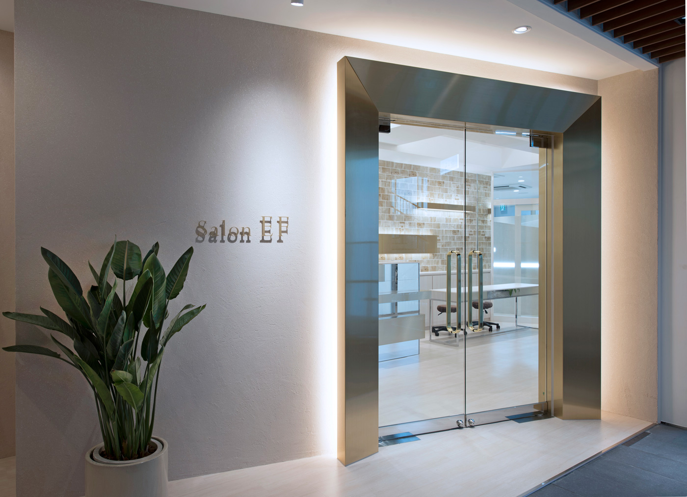 Salon EF